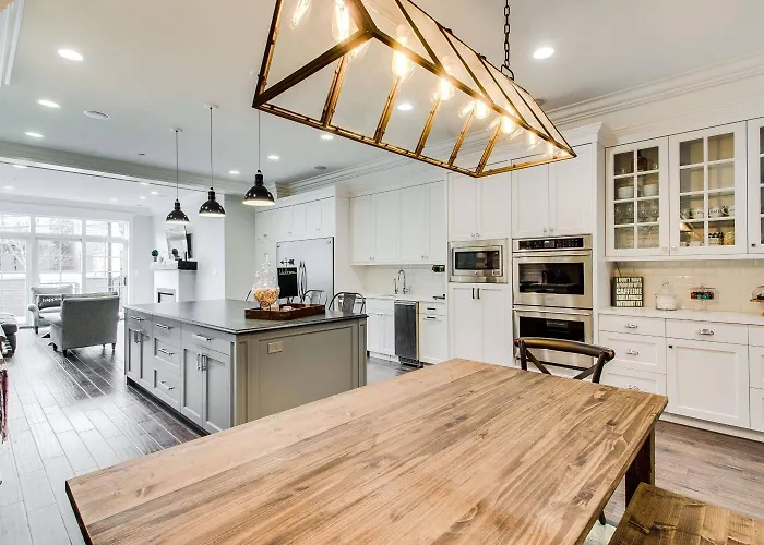 The Sono Bed & Breakfast Chicago
