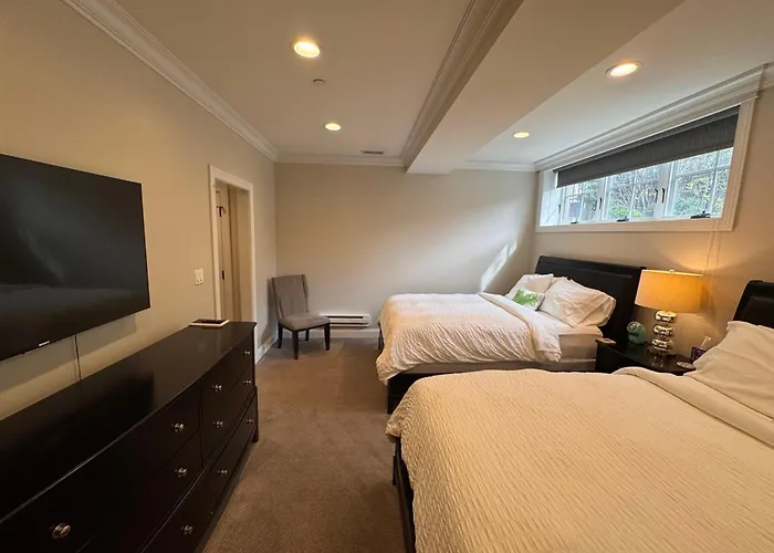 The Sono Bed & Breakfast Chicago
