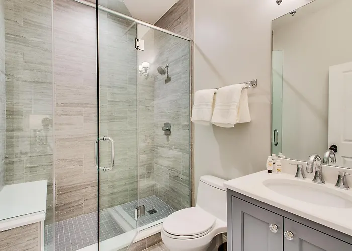 The Sono Bed & Breakfast Chicago